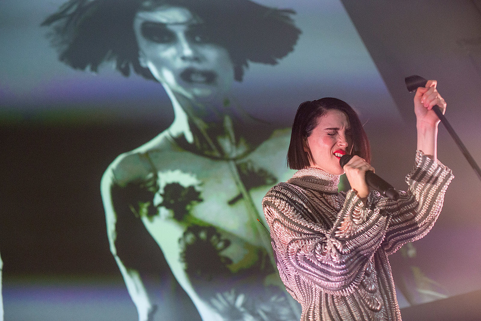 St. Vincent played MoMA’s Party in the Garden (pics, video), released “Fast Slow Disco”