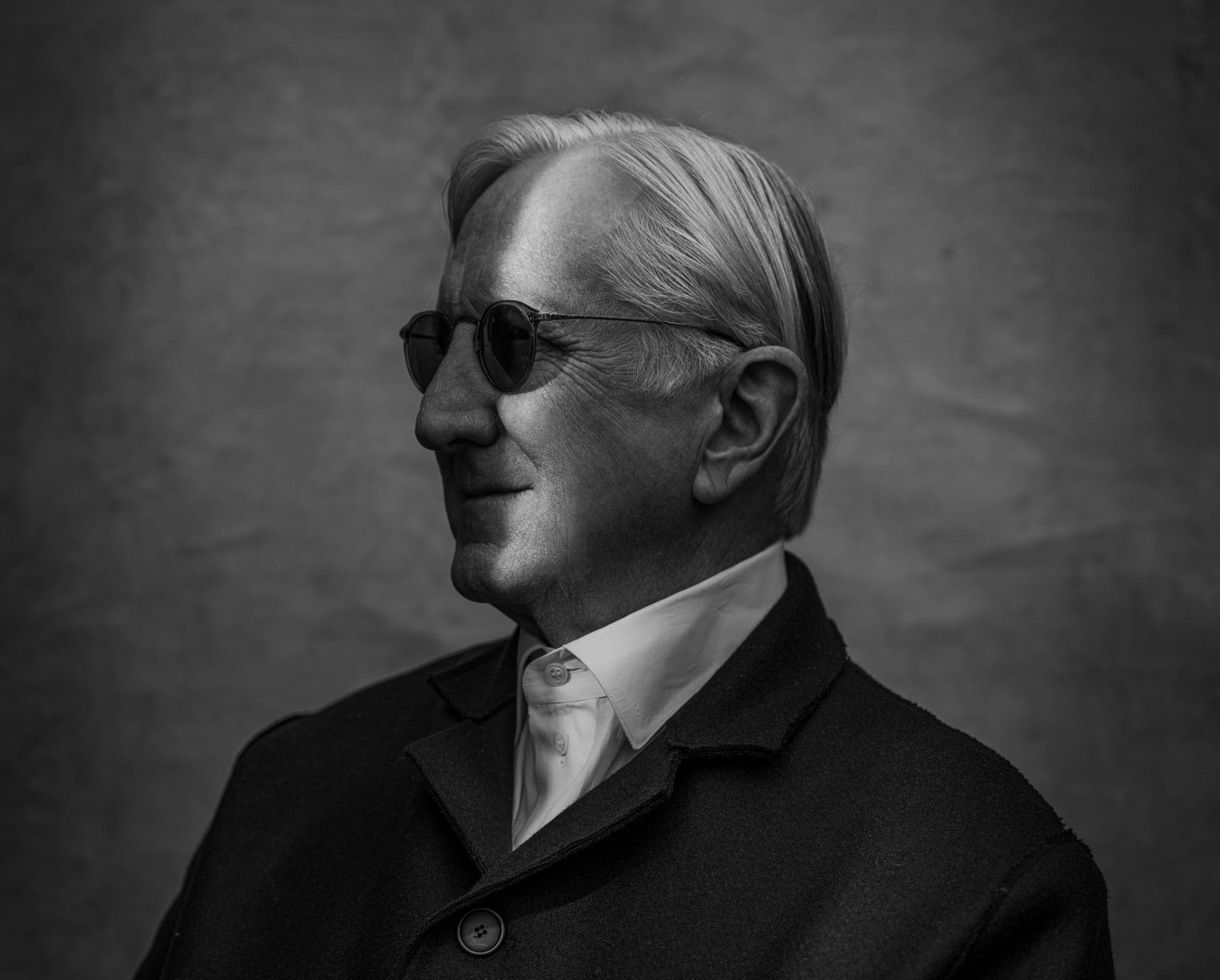 T Bone Burnett’s first solo album in 20 years features Weyes Blood, Lucius & more – hear “Waiting for You”