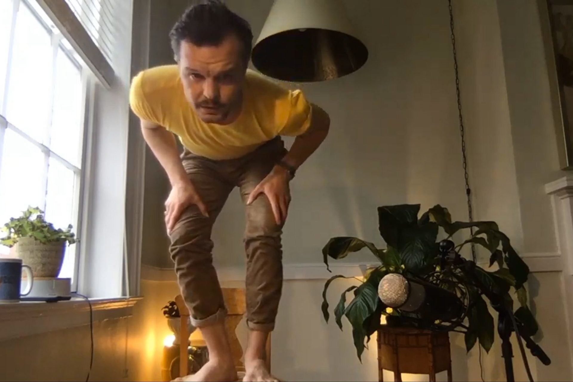 watch The Tallest Man on Earth cover Neutral Milk Hotel, Mazzy Star & more