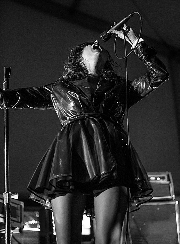 What’s going on Friday? (Tamaryn, Deradoorian, So Hideous, Raven, Machinedrum, Heems & more)