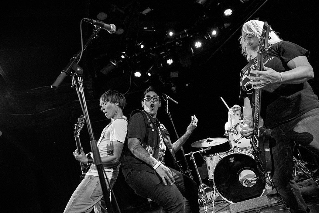 Team Dresch returned to NYC w/ Des Ark (pics, review, videos)