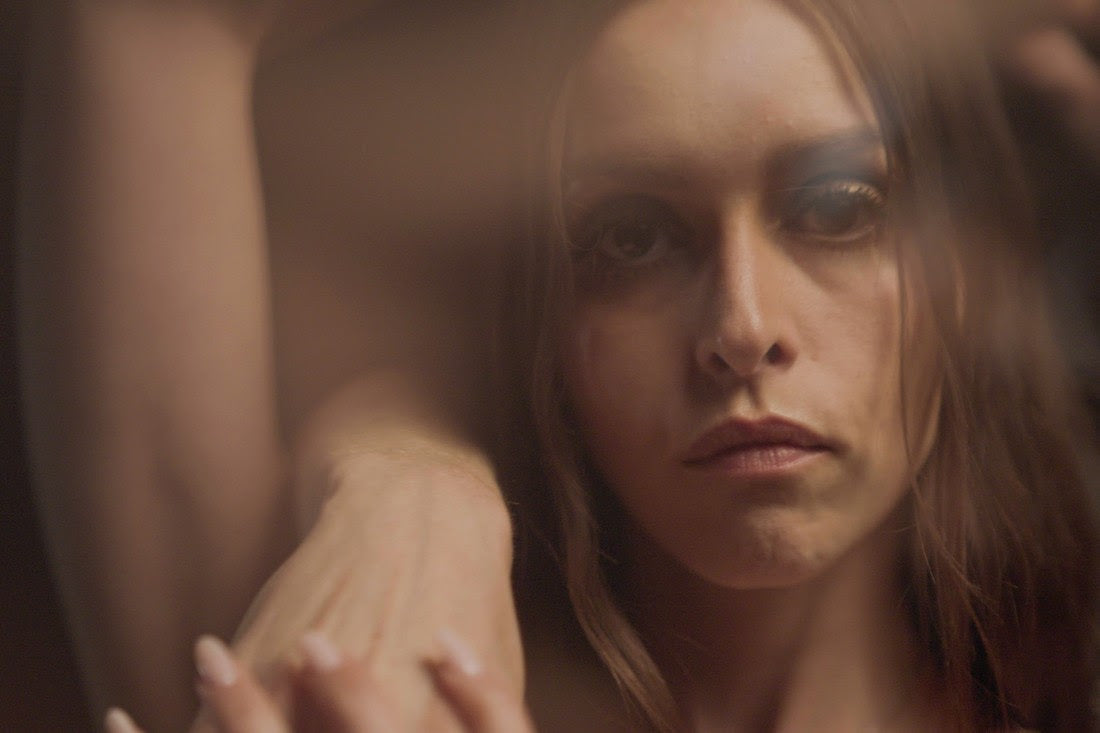 Tess Parks announces new album, shares “Koalas” ft Molly Lewis