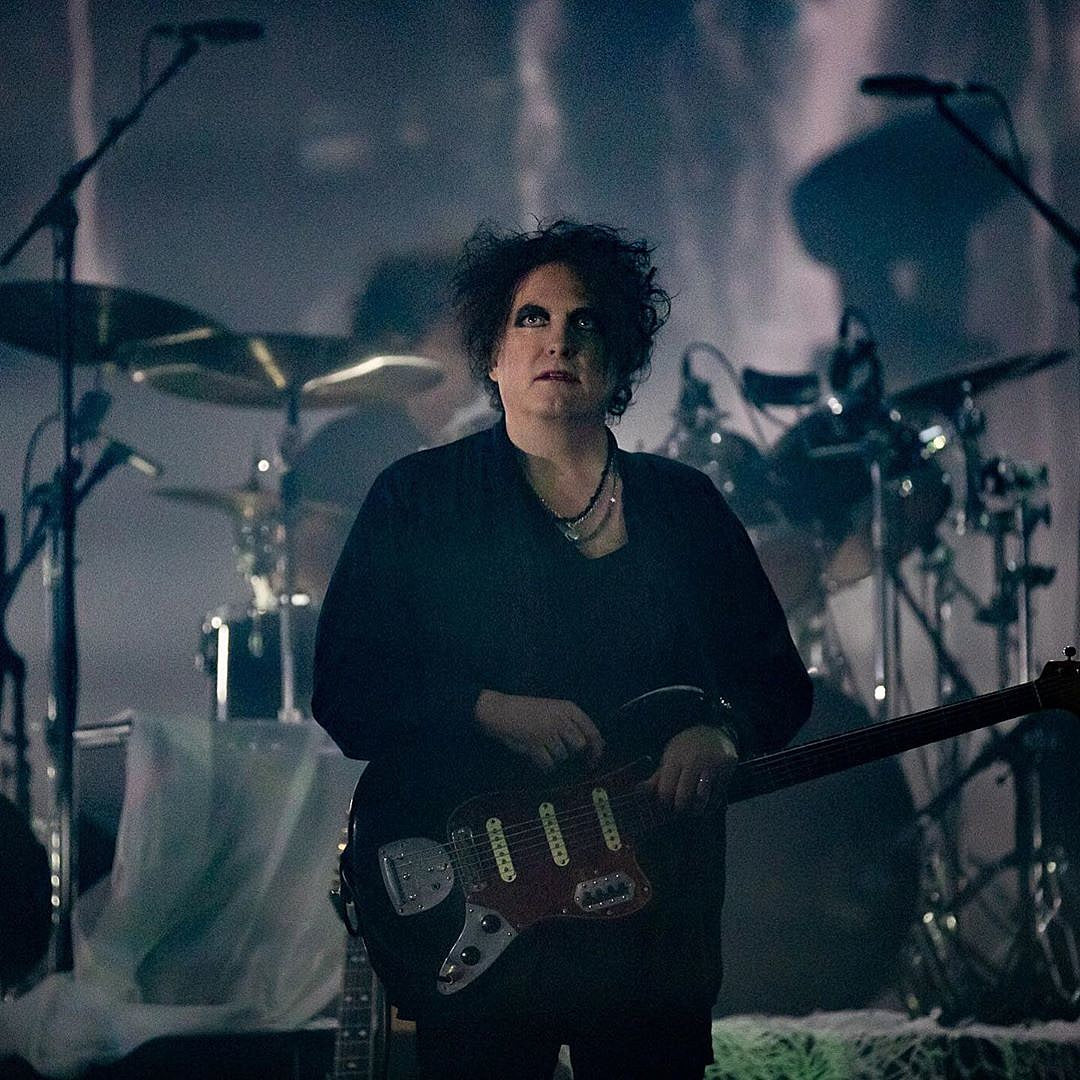 watch The Cure play ‘Disintegration’ b-sides live for first time ever at Sydney run