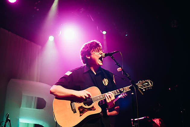 The Front Bottoms detail ‘Back On Top’ LP, release 3rd single, announce tour, including 2 NYC shows (BV presents)