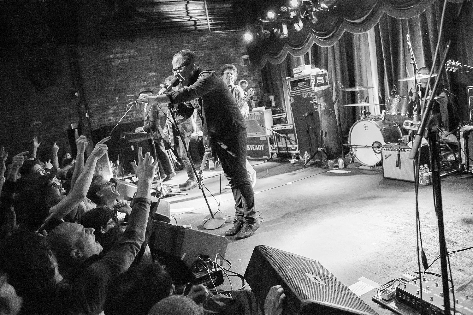 The Hold Steady doing another BK Bowl run ++ watch a couple get engaged at their Chicago show