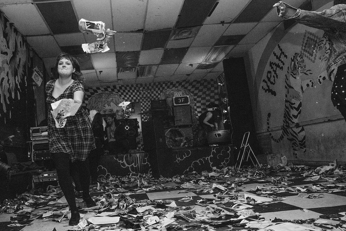 watch a documentary about NYC DIY venues