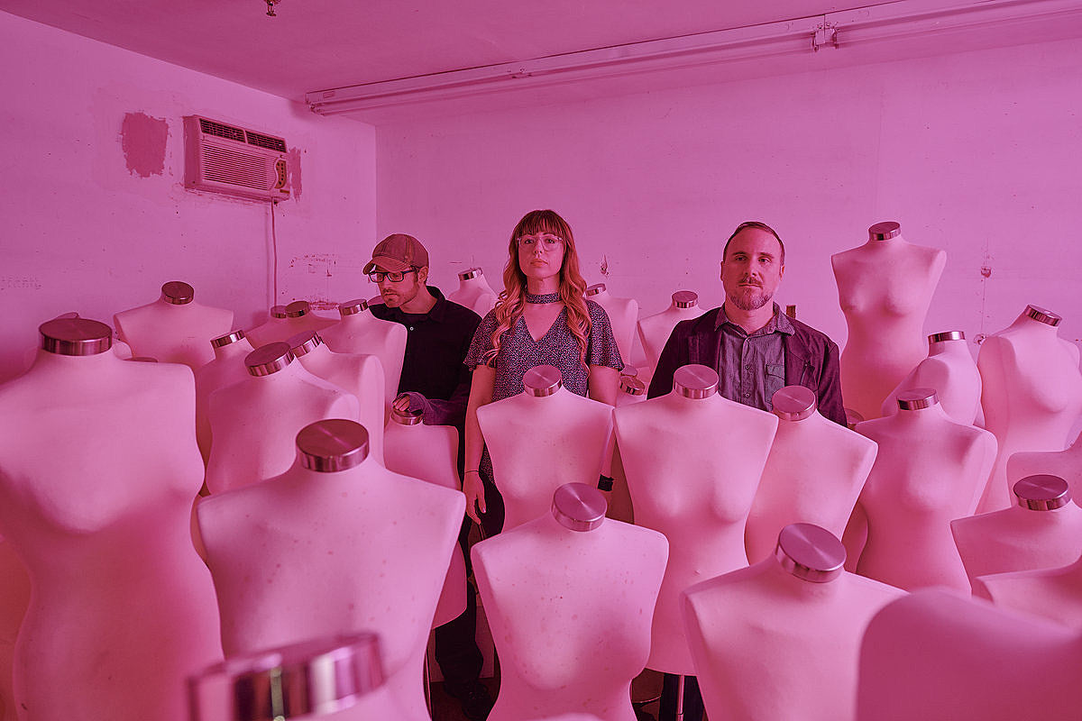 stream The Pauses’ new J Robbins-produced album ‘Unbuilding’