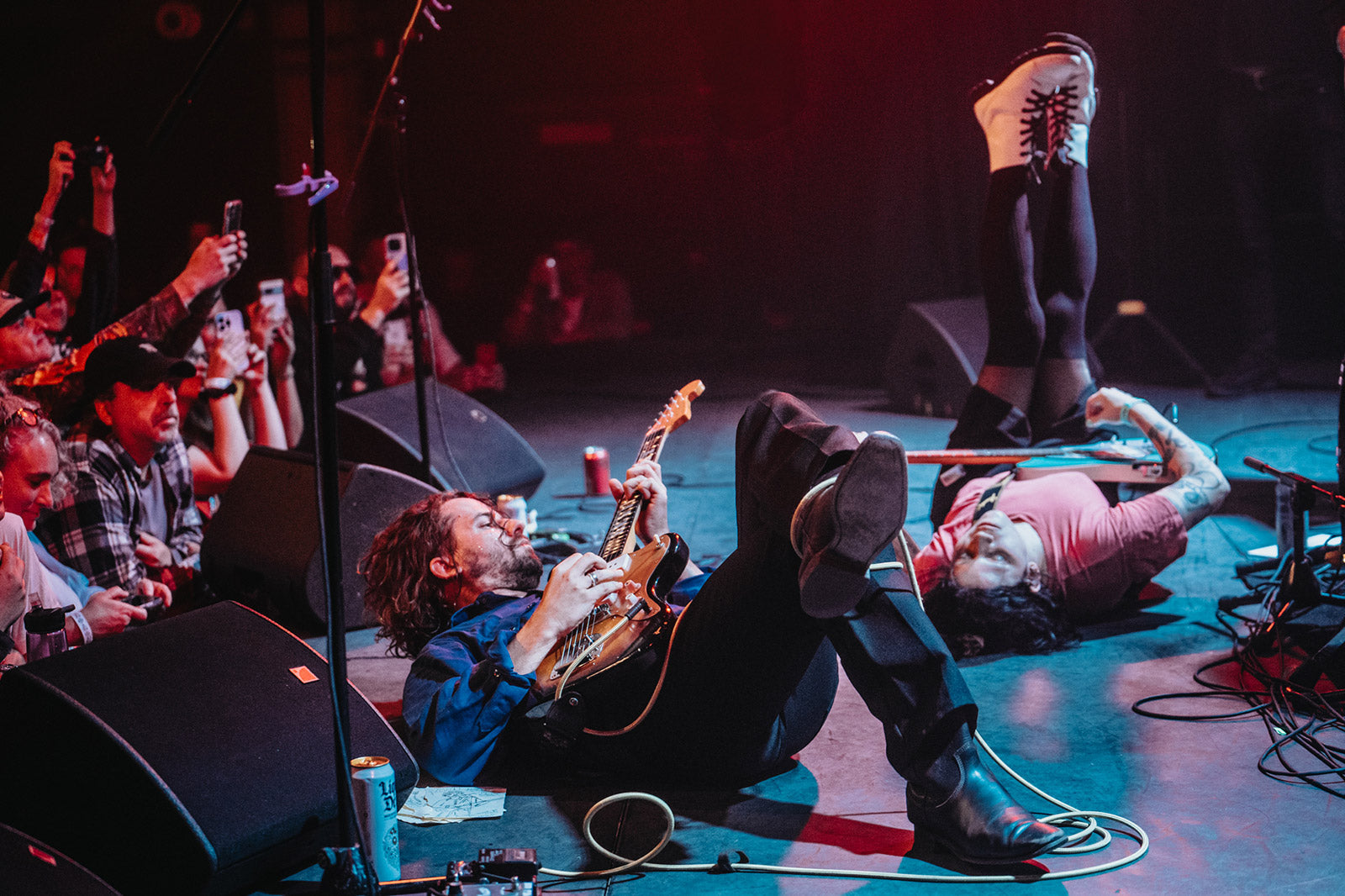 Watch The Babies bring out Katie & Allison Crutchfield for “Meet Me in the City” at final show of reunion run in Brooklyn ++ Elsewhere pics
