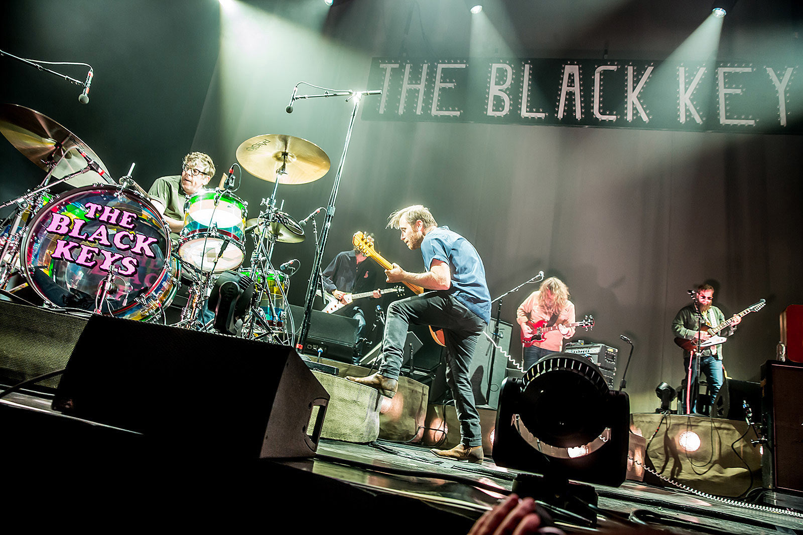 The Black Keys & Modest Mouse at Barclays Center (pics, videos, setlists)