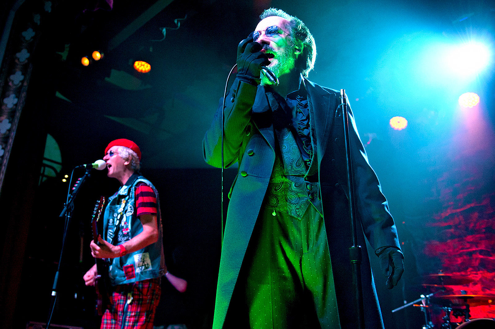 The Damned share “Look Left” & “Devil in Disguise” from new LP, touring