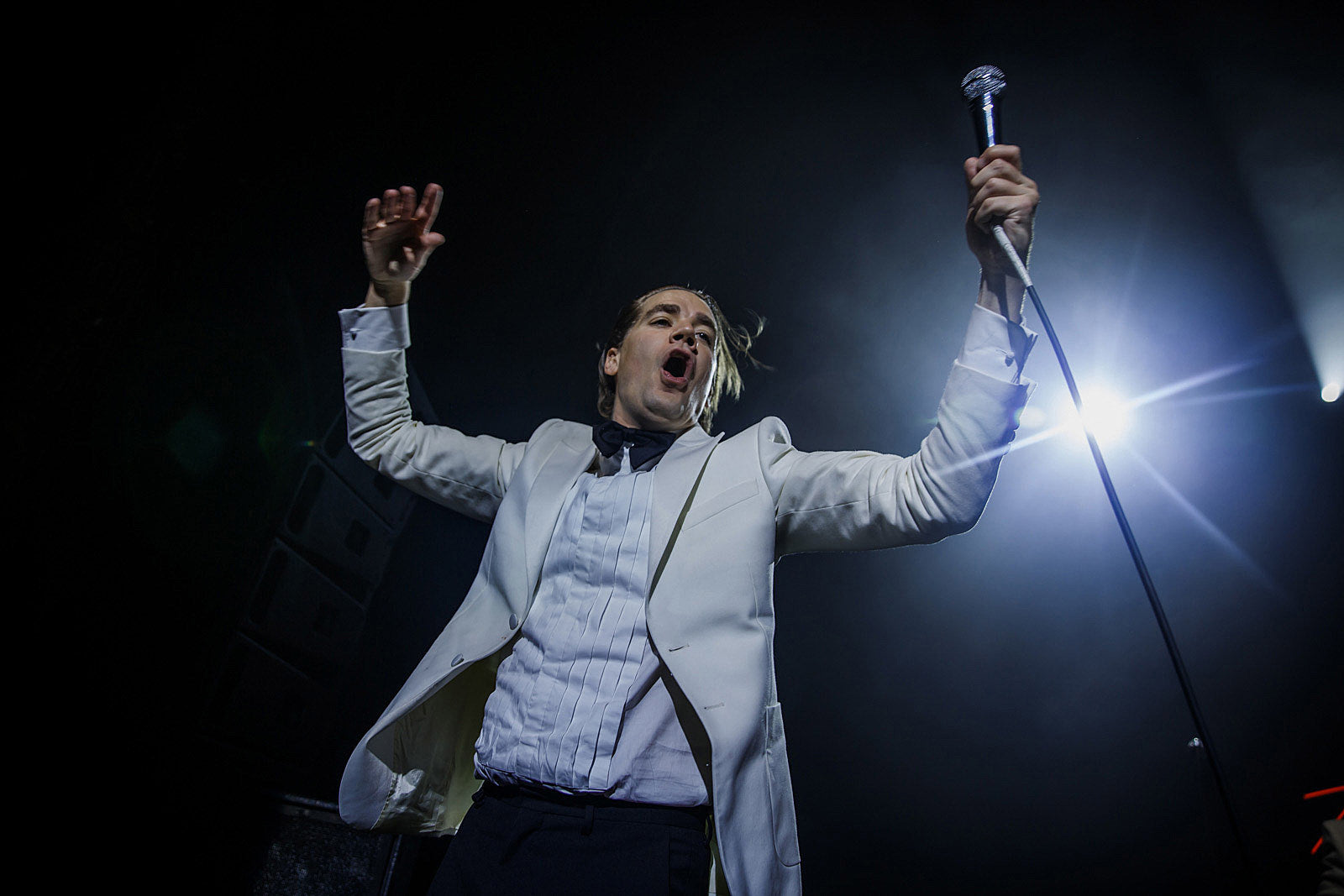 The Hives, Refused & Bleached @ Chicago’s The Vic (pics, setlist)