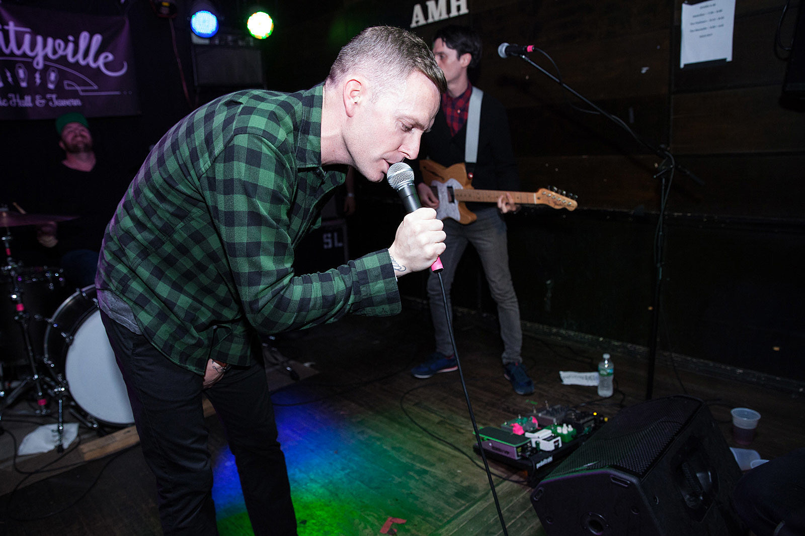 I Am the Avalanche & Nightmare of You playing shows together