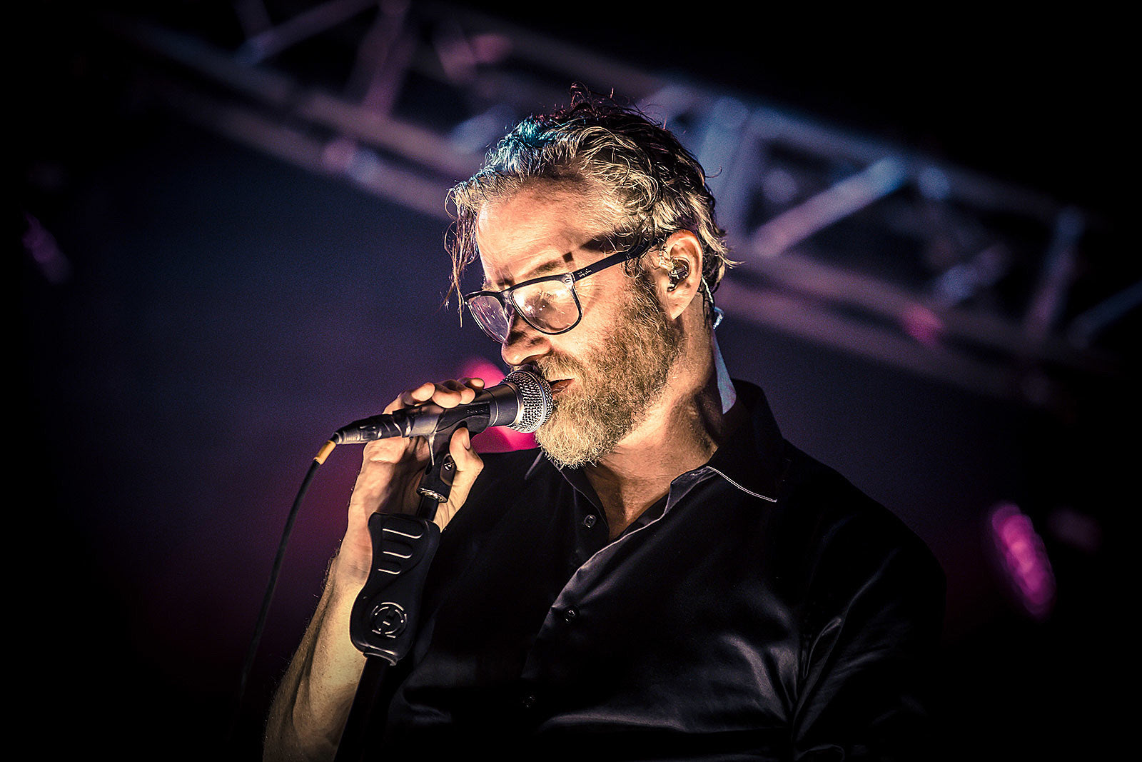 The National playing free acoustic show at Apple Store Williamsburg this week