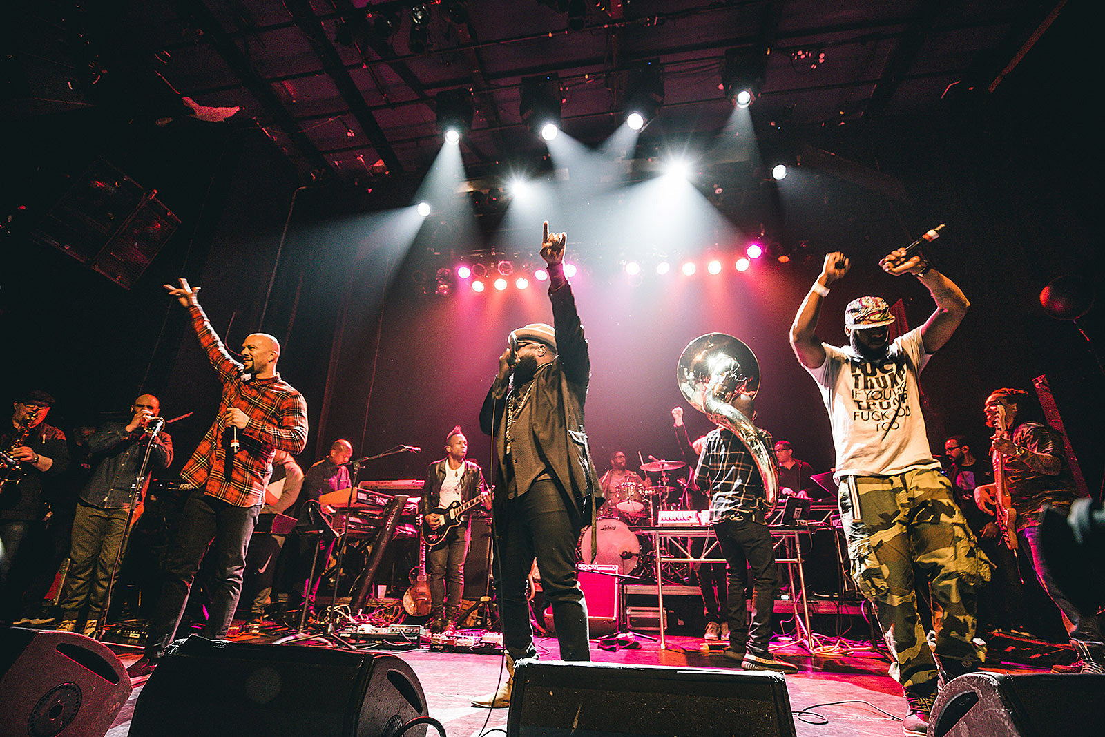 The Roots Jam Sessions included Miley, RTJ, Dave Chappelle & MUCH more (videos, night 2 pics)