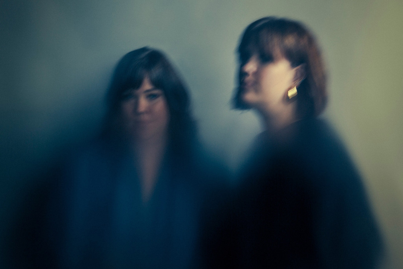 The Secret Sisters announce new LP ft. Ray LaMontagne, share “Same Water”