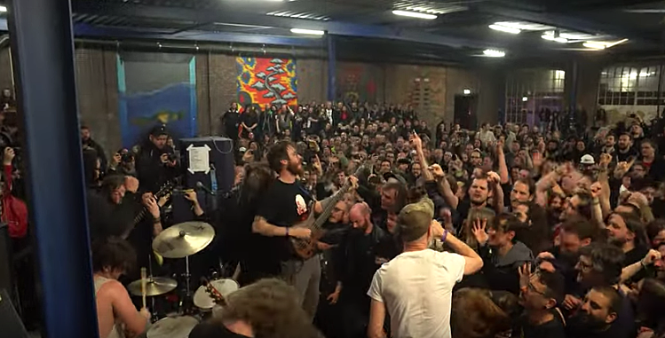 watch Thou’s Misfits cover set at Roadburn ft Emma Ruth Rundle, Nate Newton