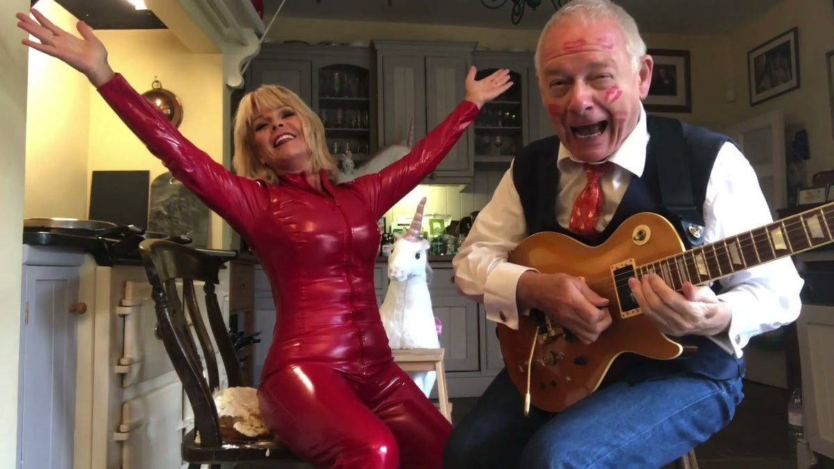 Watch Toyah & Robert Fripp revisit cake sitting and desert time