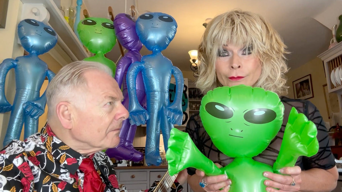 Watch Toyah & Robert Fripp cover Taylor Swift’s “Bad Blood”