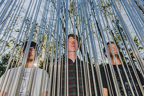 UK trio TRAAMS releasing ‘Modern Dancing’ (produced by MJ of Hookworms), share “Succulent Thunder Anthem”