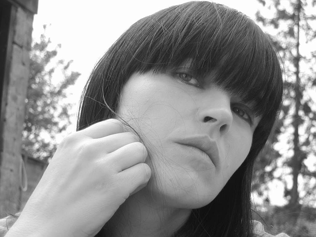 Broadcast share unreleased track “Where Are You?” in tribute to Trish Keenan on her birthday