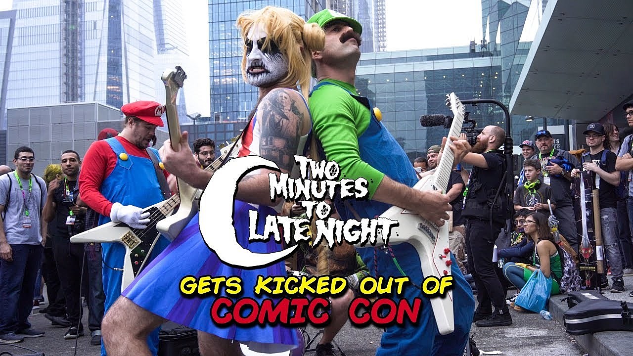 ‘Two Minutes To Late Night’ & Mutoid Man kicked out of Comic Con, played outside instead