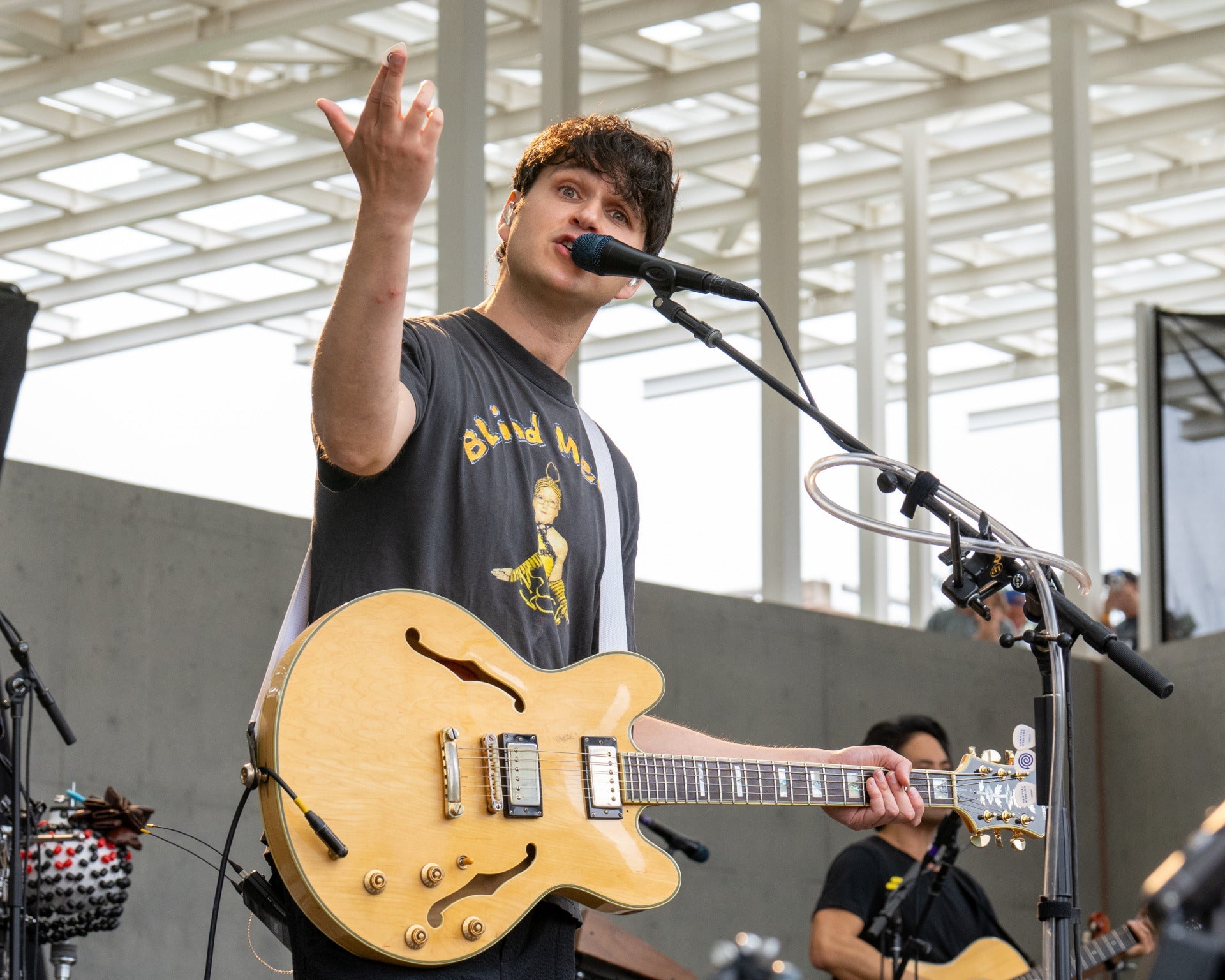 Watch Vampire Weekend play “Dangerous Nights” from ‘I Think You Should Leave’ in LA with Tim Robinson