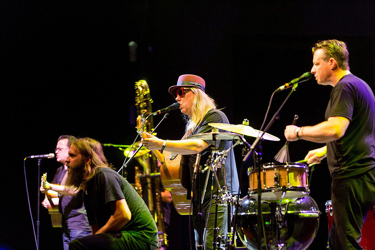 Violent Femmes announce fall tour dates