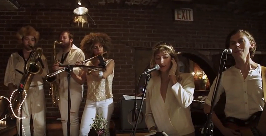 watch Pavo Pavo & 17 friends say goodbye to Manhattan Inn by covering George Harrison’s “Wah-Wah”