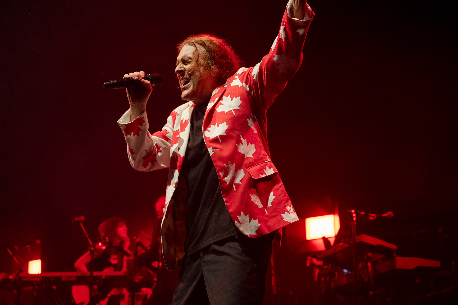 Watch Weird Al Yankovic cover Sia’s “Chandelier” at Bonnaroo’s 2026 Superjam
