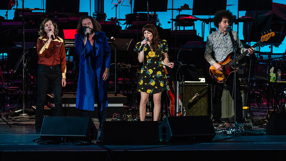 Beck, Karen O, Bill Murray, Jenny Lewis, Devo & more played ‘Music from the Films of Wes Anderson’ at Hollywood Bowl (video)