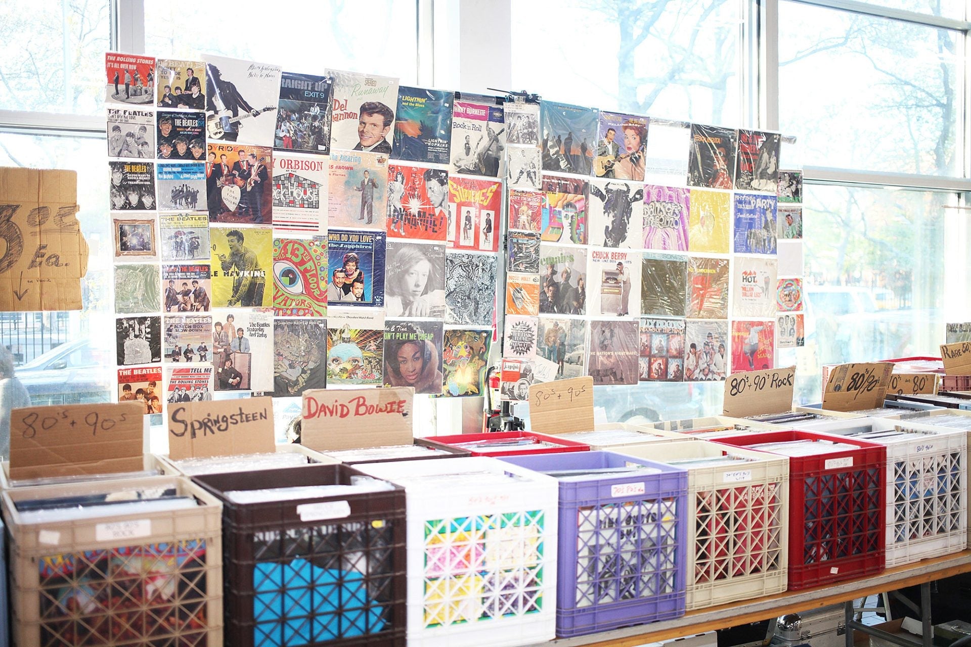 Amazon pauses vinyl & CD replenishment amid coronavirus