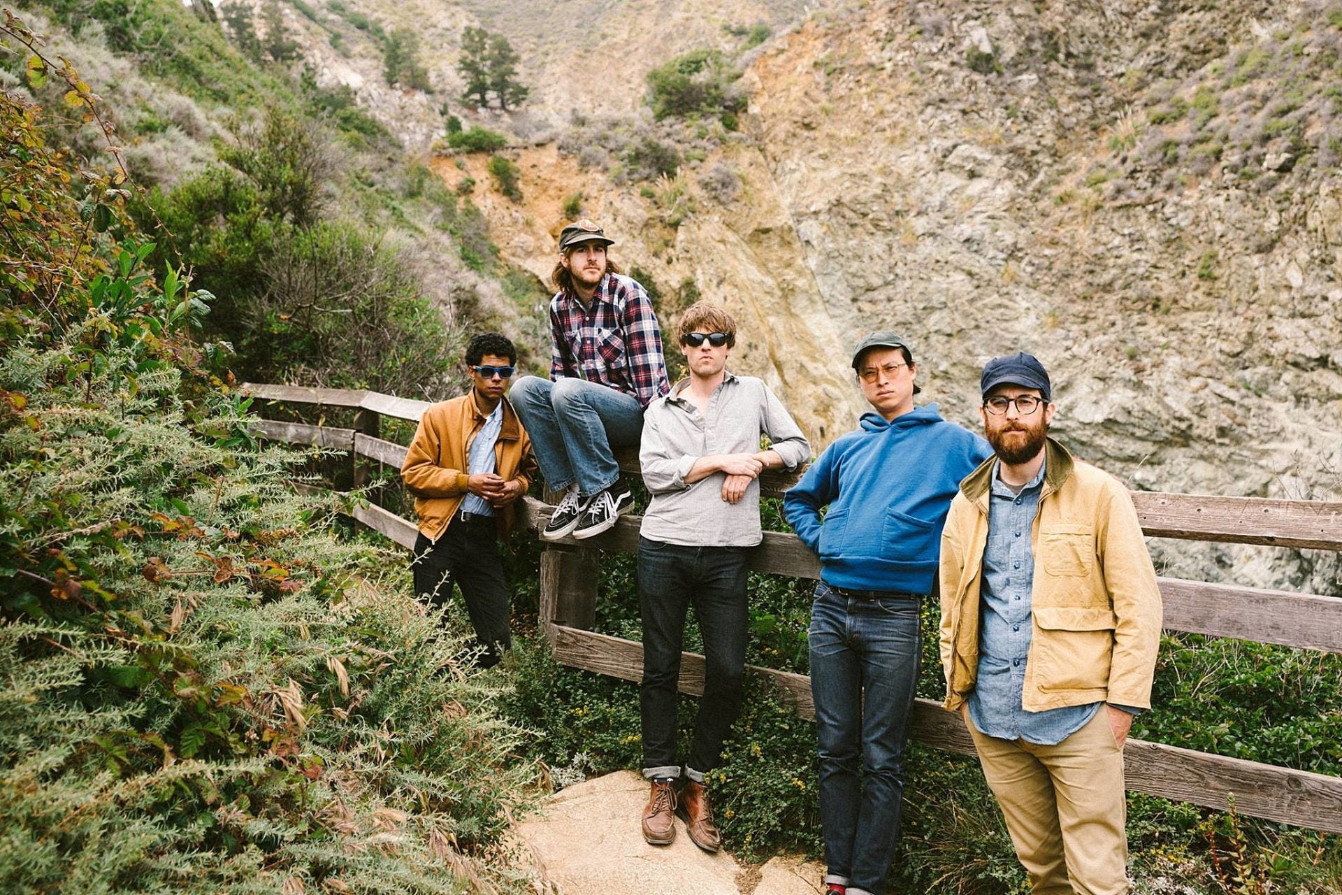 Woods & Ultimate Painting release split-7″ for upcoming tour (listen)