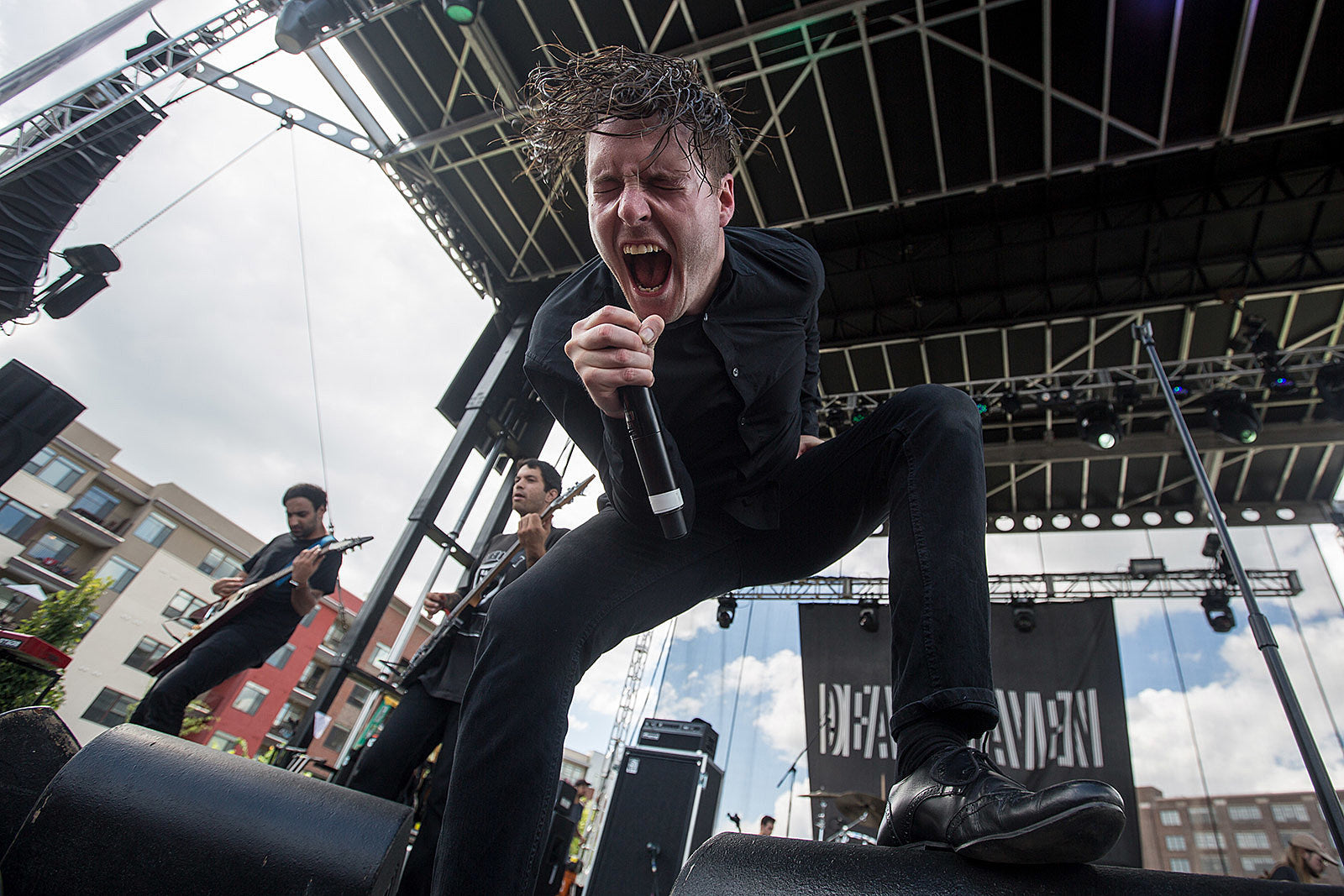 Today’s livestreams (Metallica, The National, Deafheaven, Ariana Grande, more)