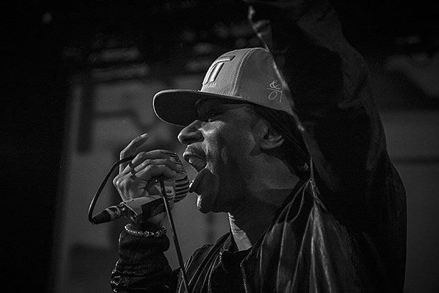 Mos Def arrested in South Africa for violating immigration laws, may be banned from the country for five years