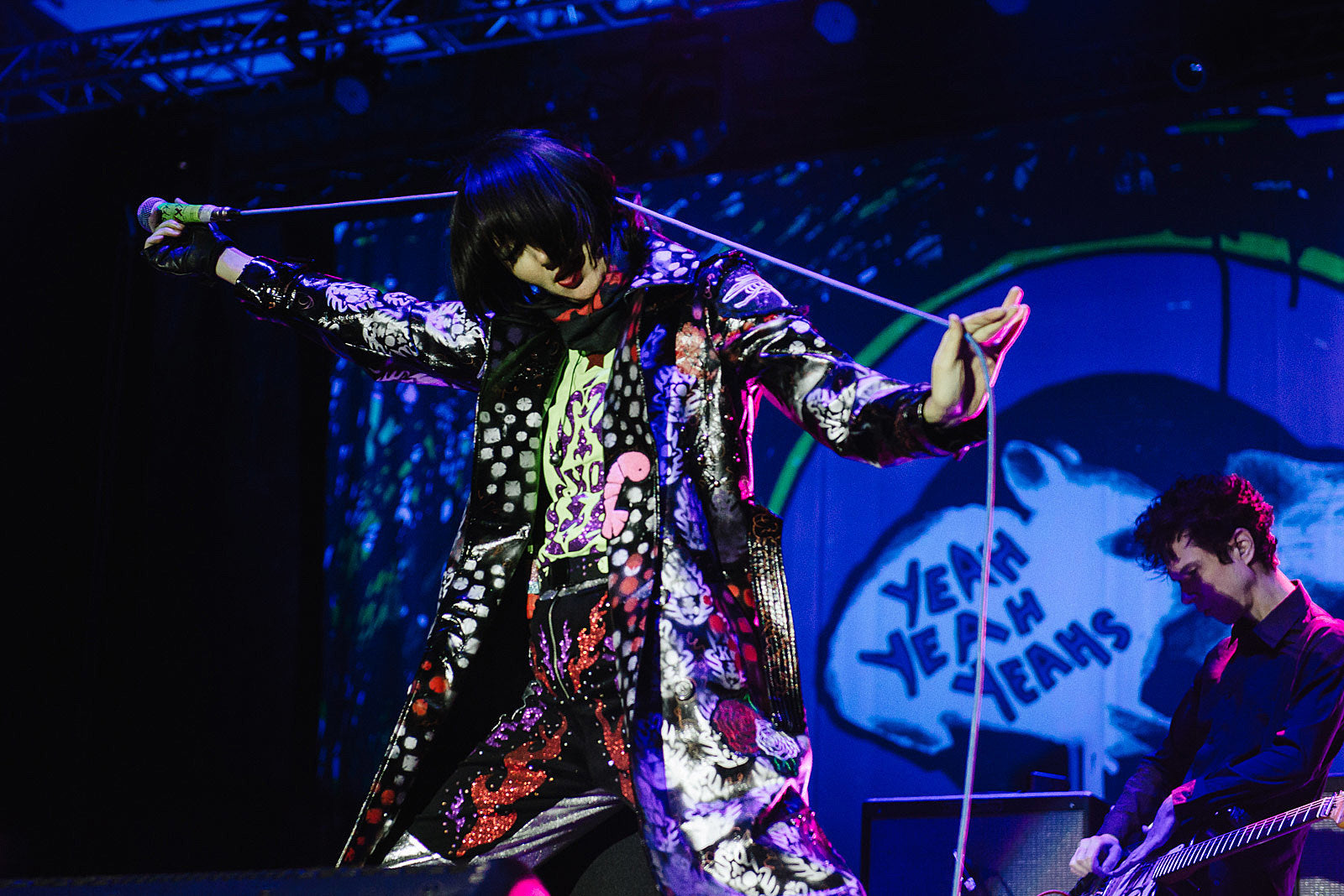 Yeah Yeah Yeahs played Growlers 6 and Oakland, CA (pics, setlists)