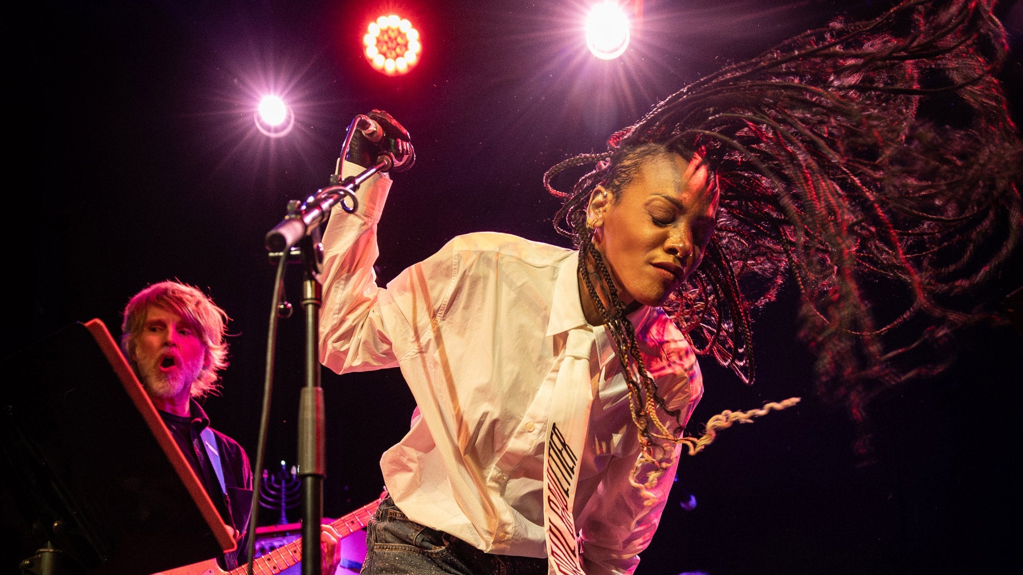 Dawn Richard & Spencer Zahn, Ernie Brooks (Modern Lovers) and more joined Yo La Tengo for Hanukkah night 3 (pics, setlist)