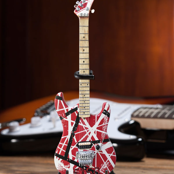 NEW - EVH 5150 EDDIE VAN HALEN MINI GUITAR REPLICA COLLECTIBLE - OFFI NEW - EVH 5150 EDDIE VAN HALEN MINI GUITAR REPLICA COLLECTIBLE - OFFI