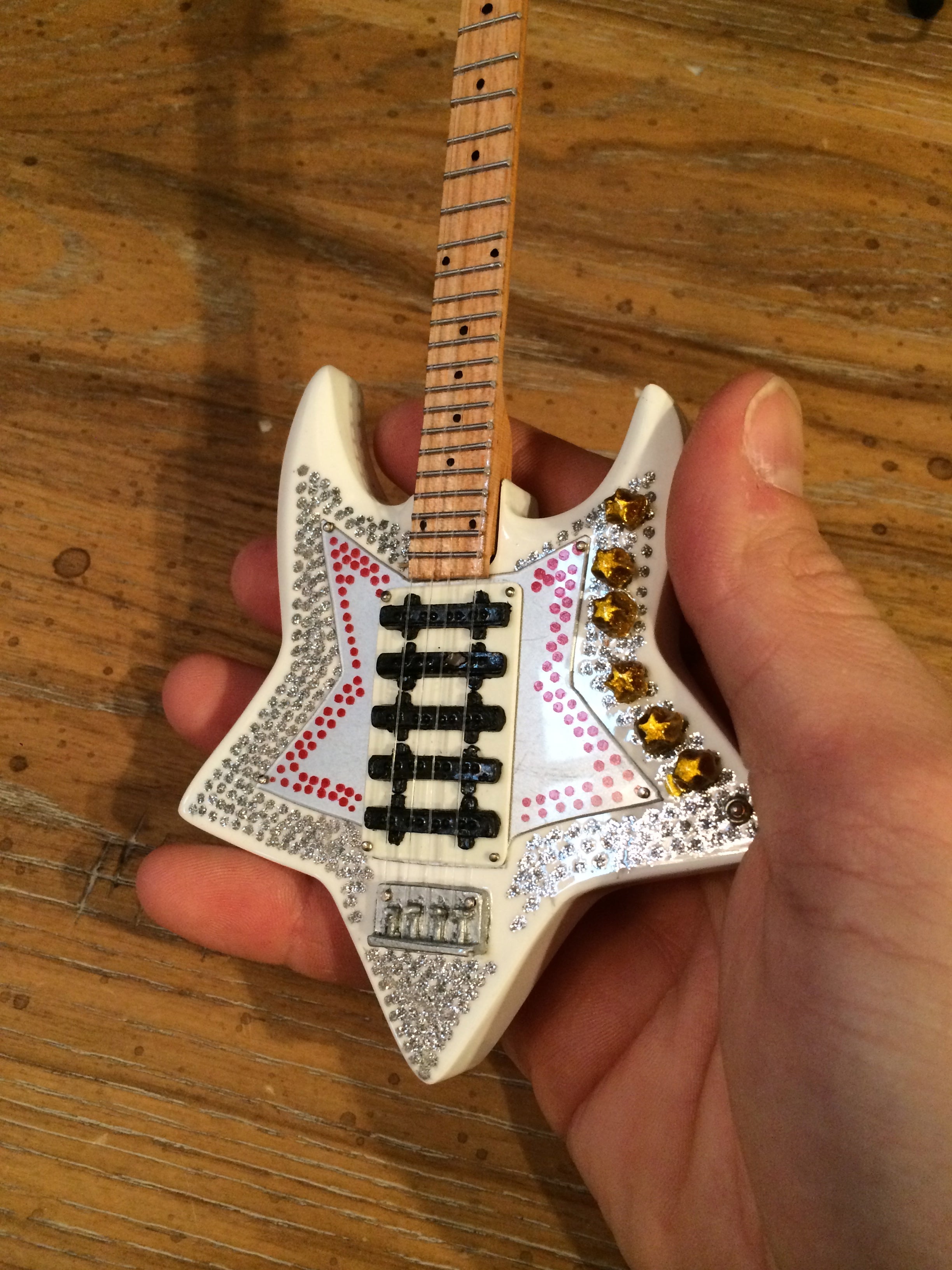 OFFICIALLY LICENSED BOOTSY COLLINS “SPACE BASS” MINIATURE GUITAR REPLICA COLLECTIBLE