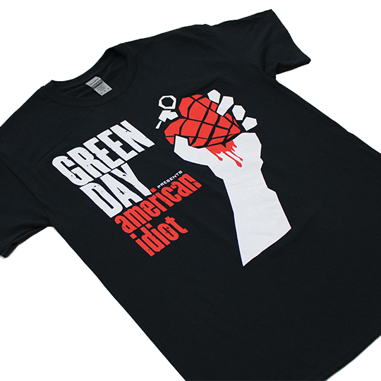 GREEN DAY 'AMERICAN IDIOT' T-SHIRT - BLACK SHIRT GREEN DAY 'AMERICAN IDIOT' T-SHIRT - BLACK SHIRT