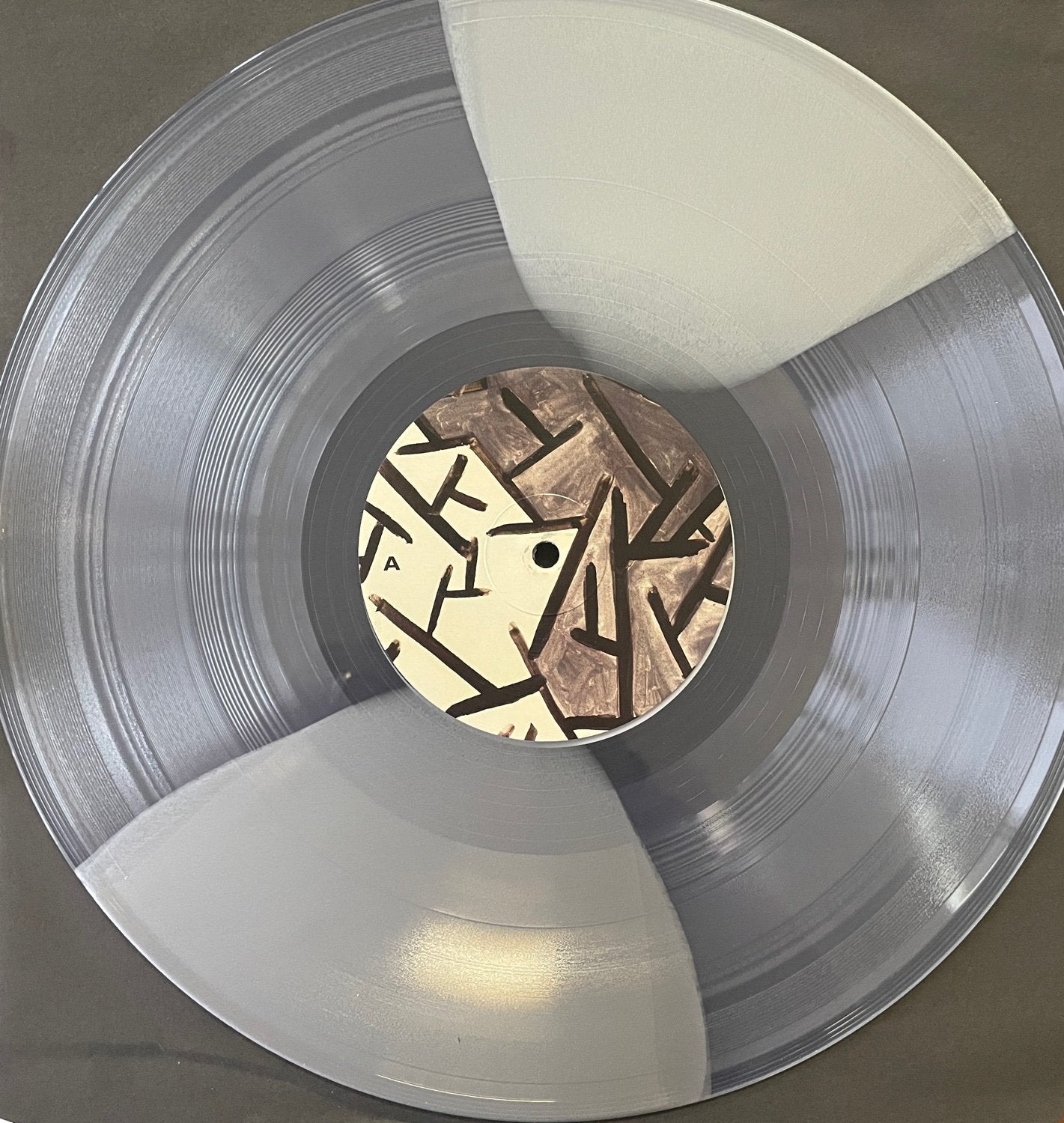 Music to 2024 scream to - poppy silver and grey vinyl